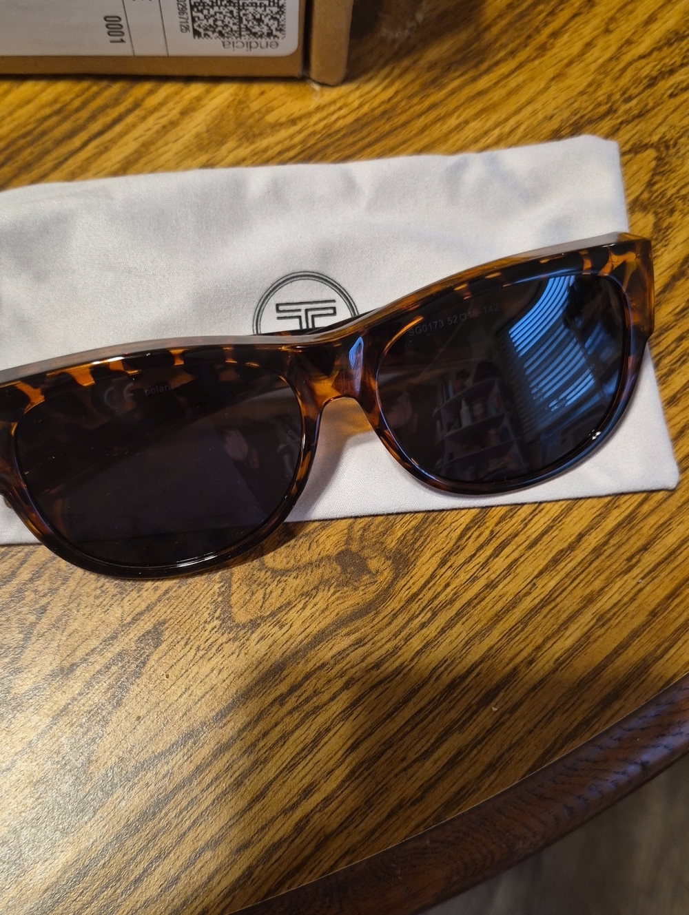 Tortoiseshell Cat Eye Sunglasses - Brown Lenses Like New